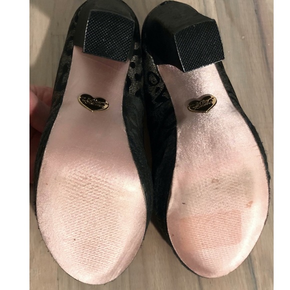 Betsey Johnson Darrlla Leopard Heels - Picture 7 of 7